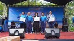 Joget Topeng Berhadiah Ponsel Bikin Heboh Jalan Sehat Dies Natalis ke-38 USM